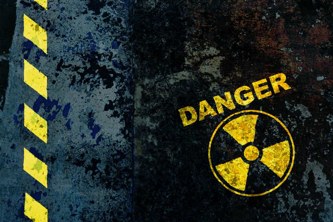 Toxic Workplace, Danger